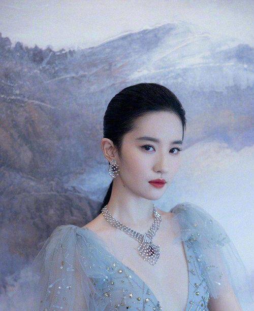 娱乐圈吃瓜爆料刘亦菲,揭秘女神背后的故事